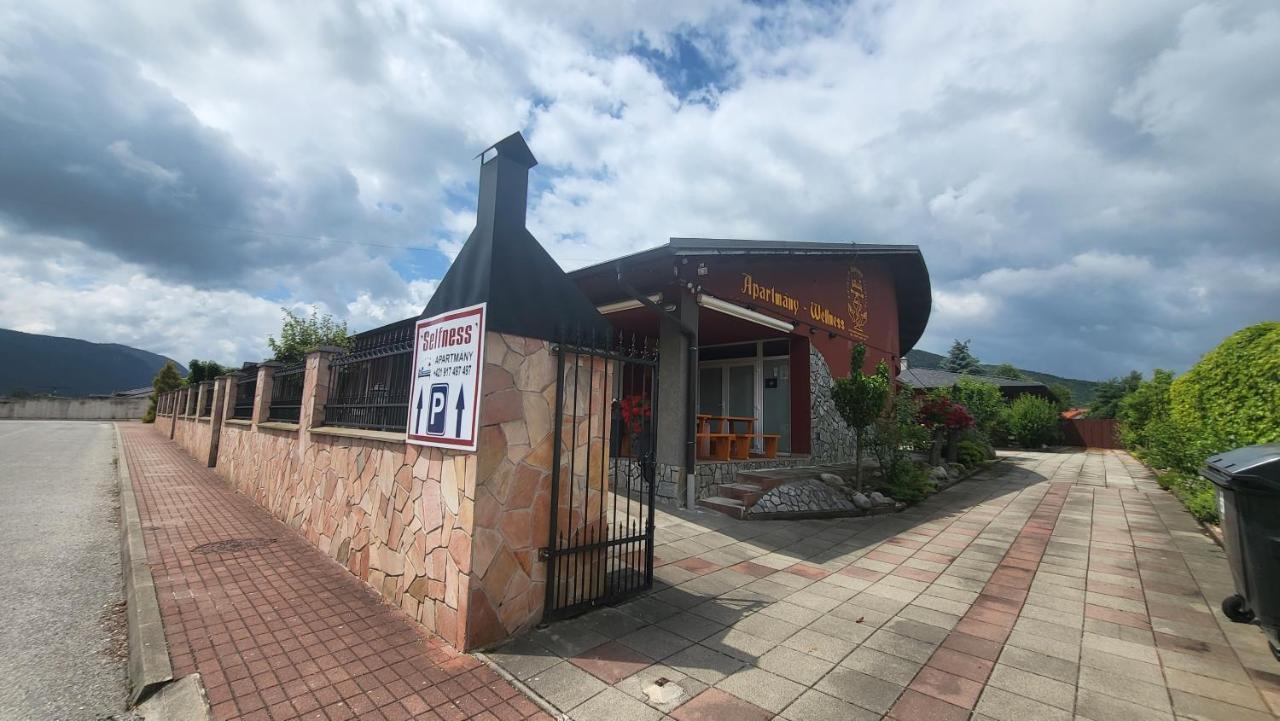 Selfness Roznava Aparthotel Exterior photo